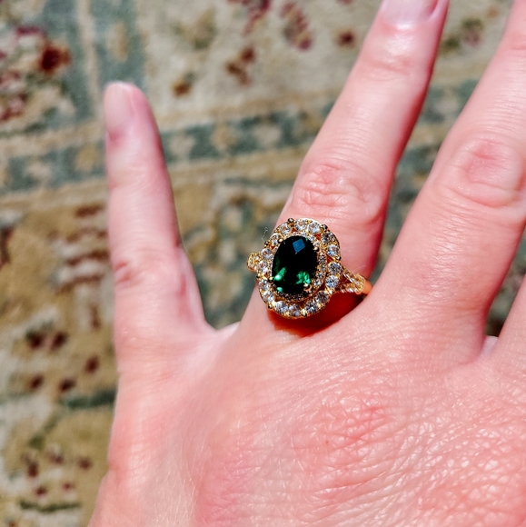 Emerald ring - Picture 7 of 8